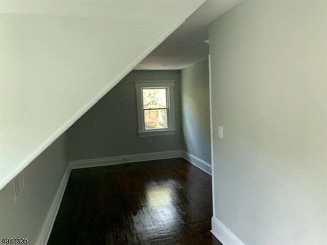 Building Photo - 52-54 Dunnell Rd