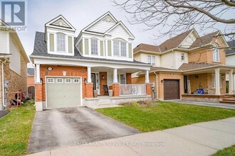 Building Photo - 993 Huffman Crescent