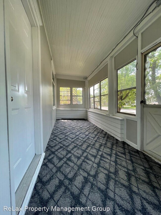 Building Photo - 4 br, 1.5 bath House - 815 13th St S