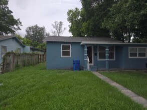 Building Photo - 3920 9th Ave S