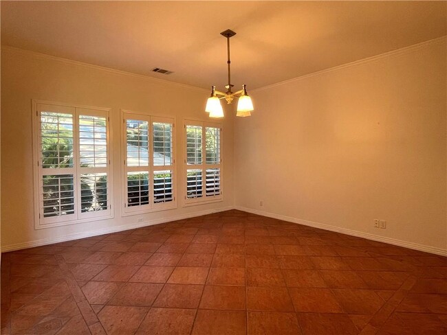 Building Photo - 10807 Love Bird Cove