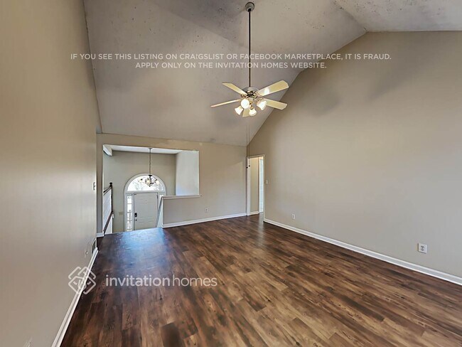 Foto del edificio - 3281 Greystone Ct