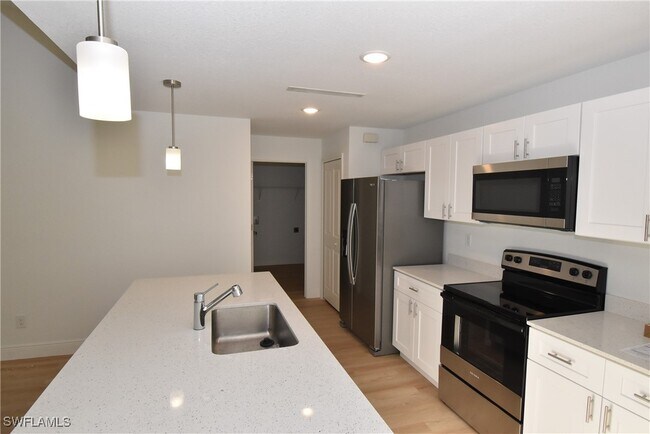 Foto del edificio - 5051 Foxhall Rd