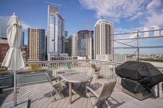 Building Photo - 915 Franklin St