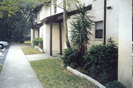 Building Photo - Clearwater Apartments