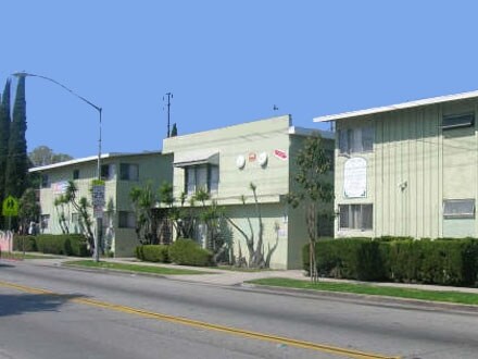 Huntington Park - 3247-3255 Santa Ana St.