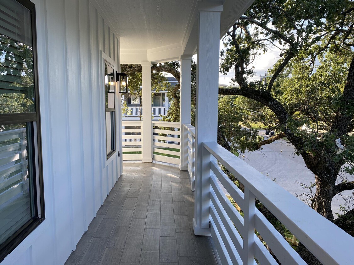 Foto principal - 400 Highlands St