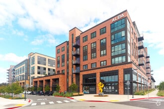 Building Photo - Alba