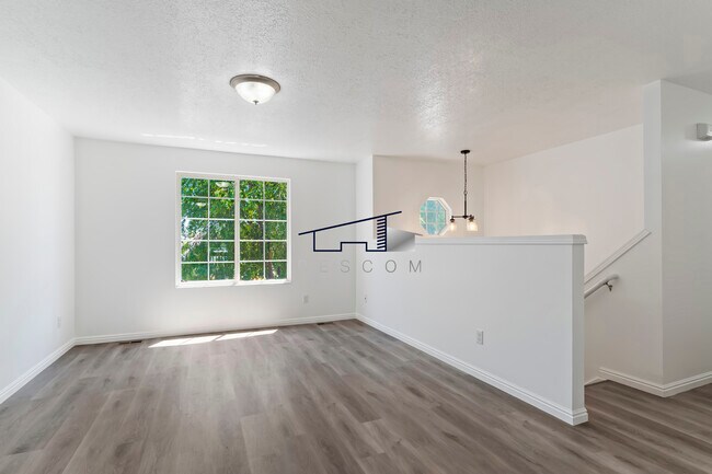 Foto del edificio - 972 W 1400 N