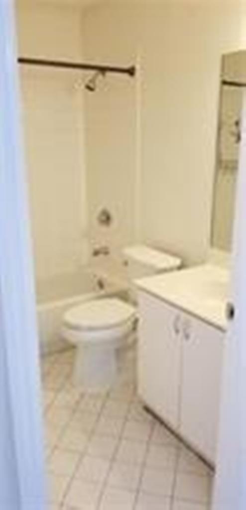 Building Photo - 2173 NW 78th Ave
