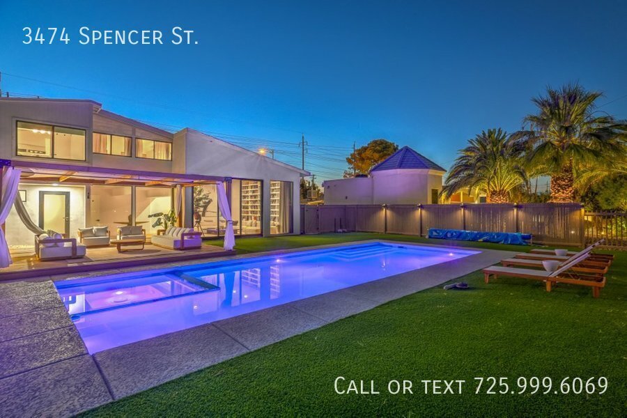 Foto principal - 3474 Spencer St