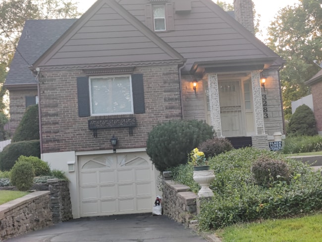 Photo - 3283 Pickbury Dr House