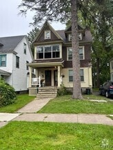 Building Photo - 715-17 Maryland Ave