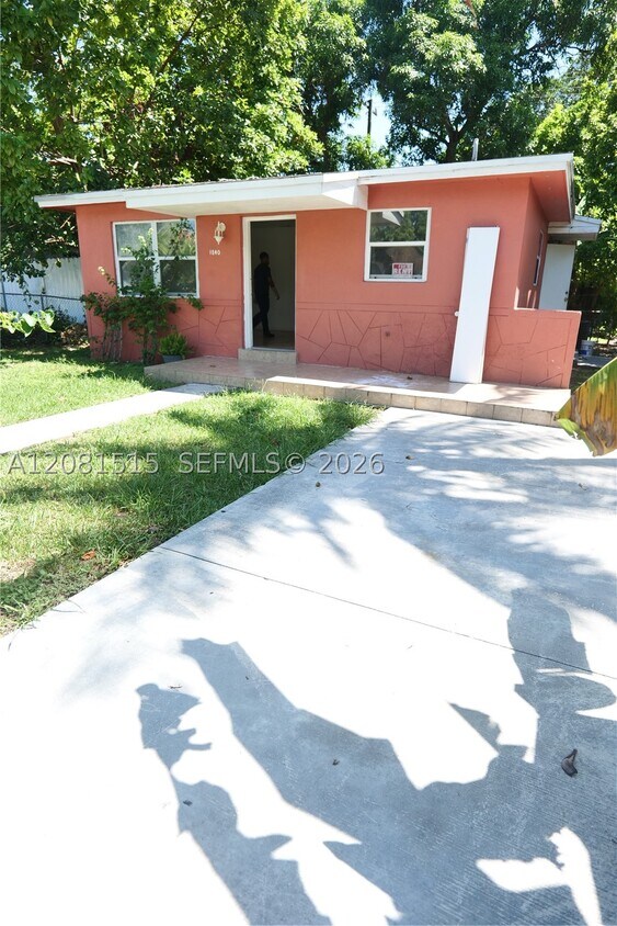 Building Photo - 1840 NW 112th St