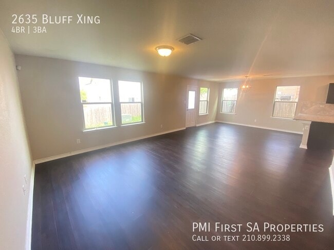 Building Photo - 4 bedrooms and 2.5 bathrooms house at Mill...