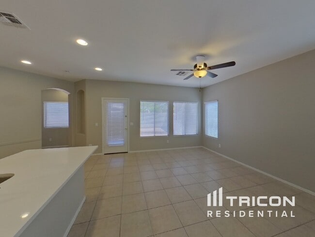 Building Photo - 12914 W Corrine Dr