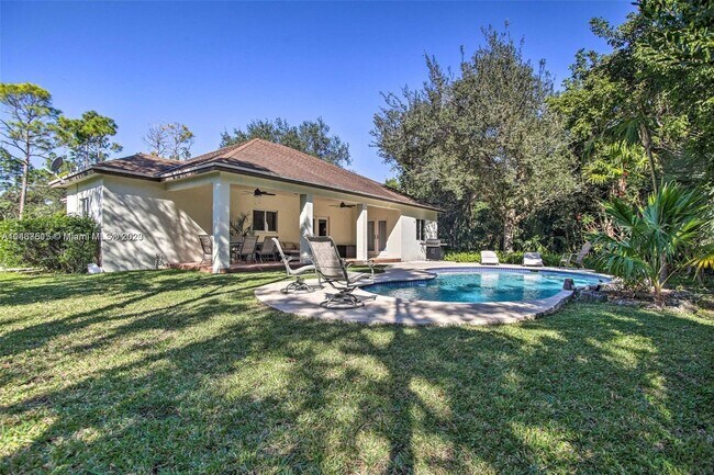 Foto del edificio - 27051 SW 192nd Ave