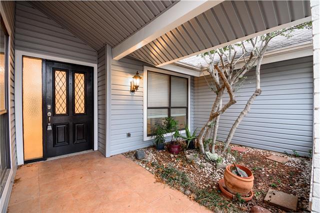 Building Photo - 3820 Flintridge Dr