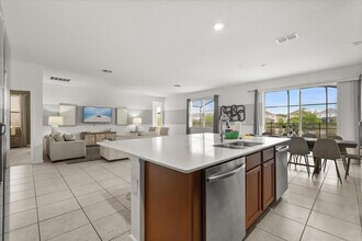 Building Photo - 301 Ballo Dr