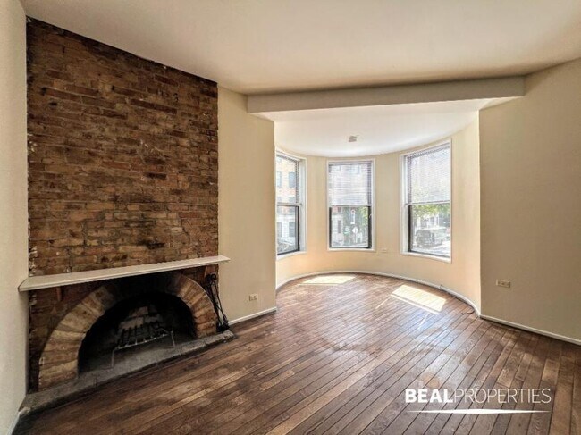 Foto del edificio - 2 bedroom in CHICAGO IL 60657