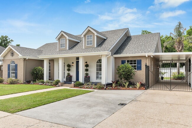 Building Photo - 804 Terry Dr