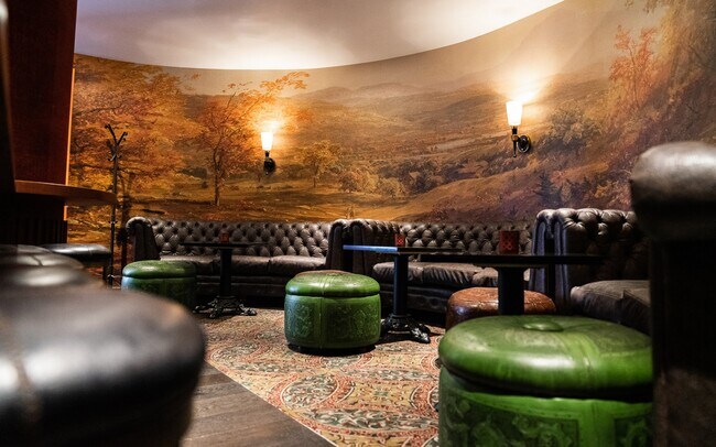 Foto del edificio - 104-60 Queens Blvd