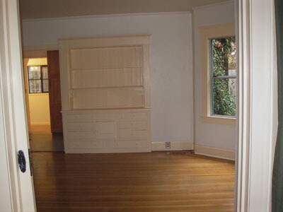 Foto del edificio - 328 Wayne Ave
