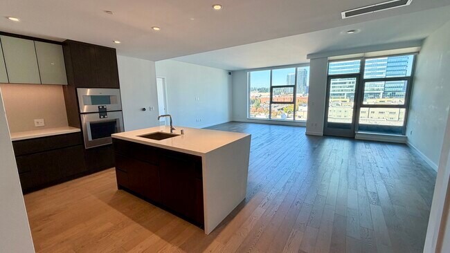 Foto del edificio - 188 Bellevue Way NE