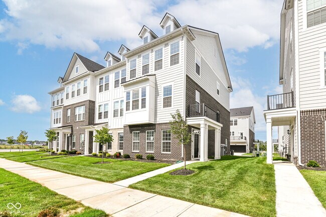 Building Photo - 14529 Pomona Ln