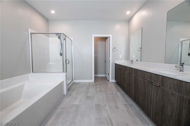 Building Photo - 2513 Spergola St
