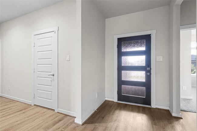 Building Photo - 28426 Hannahs Harbor Ln