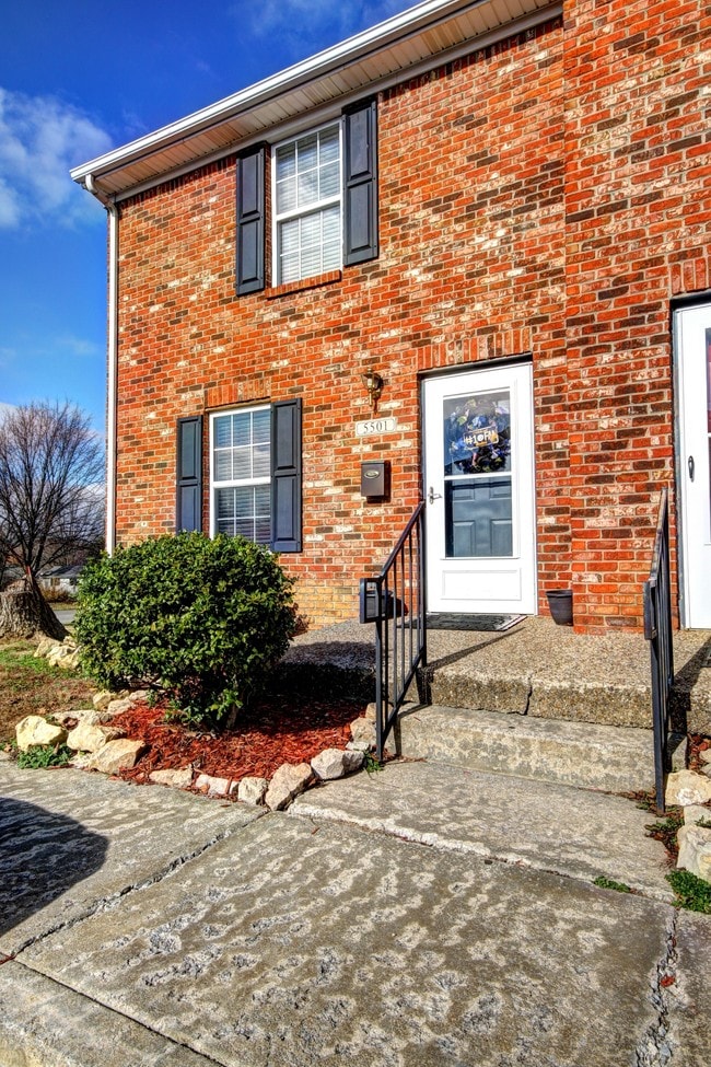 Charleswood Condo Apartments Apartments Louisville, KY