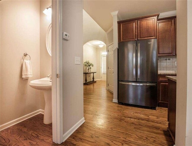 Building Photo - 2396 Meadow Falls Ln