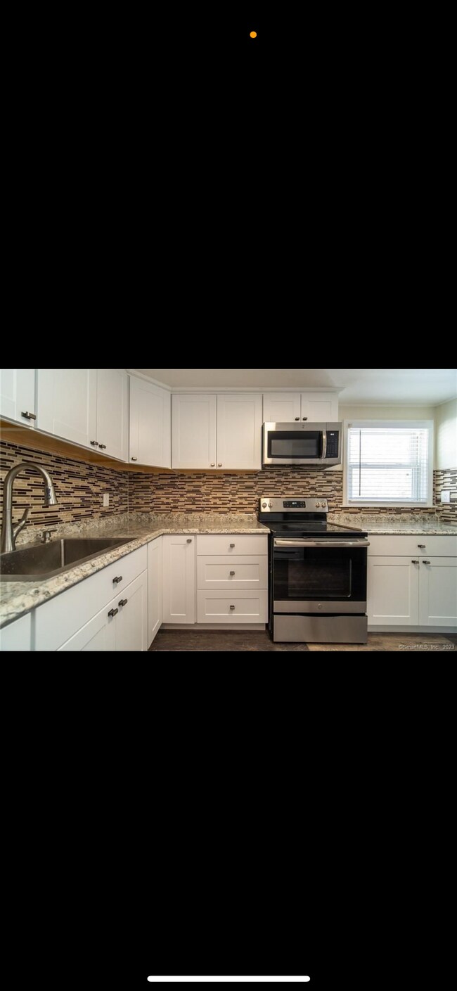 Foto del edificio - 567 Palmetto Rd