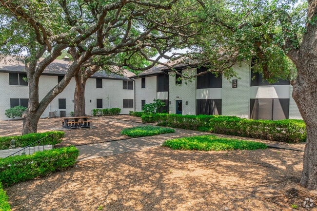 Courtyard - Tanglewood