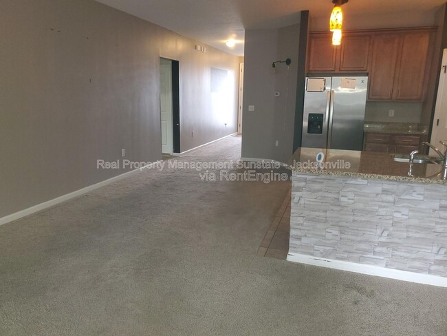 Foto del edificio - 11462 Carson Lake Dr