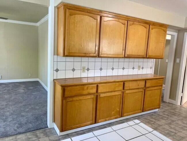 Foto del edificio - 284 Elmwood St