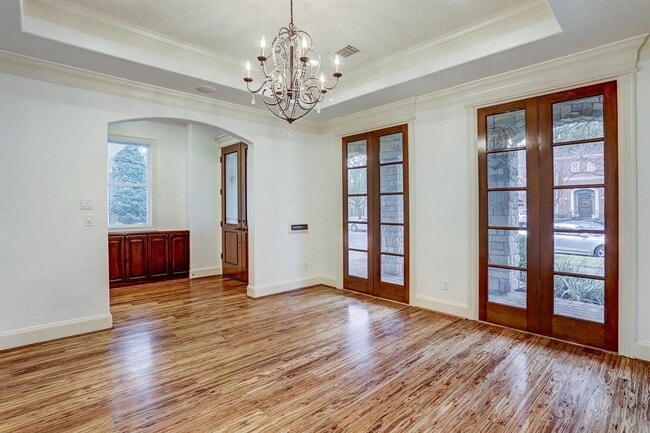 Building Photo - 4106 Rice Boulevard