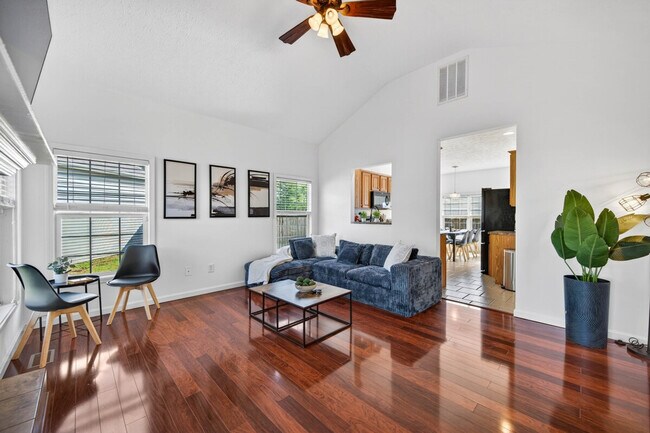 Foto del edificio - 2333 Sumpter Ct