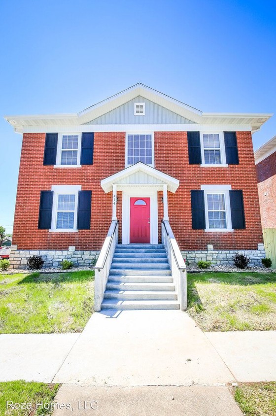 Primary Photo - 412-12 E Harrison St