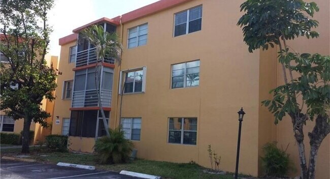 Foto del edificio - 4364 NW 9th Ave