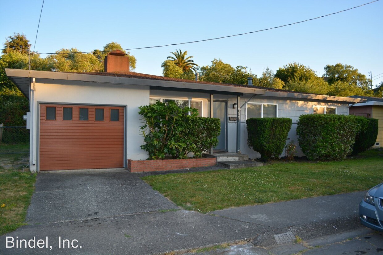 Primary Photo - 3 br, 2 bath House - 1351 Stromberg Ave