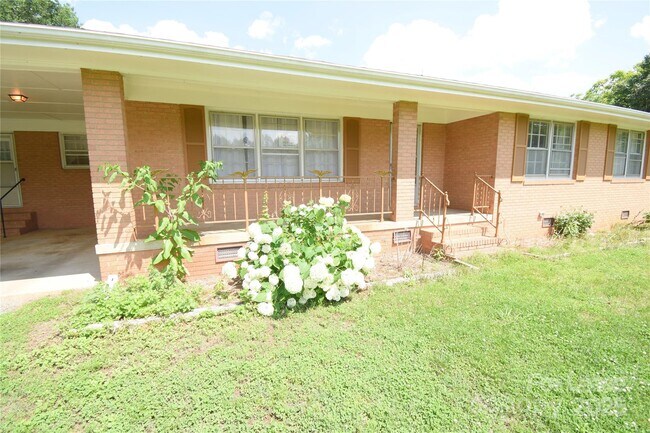 Foto del edificio - 4099 Shenandoah Dr SW