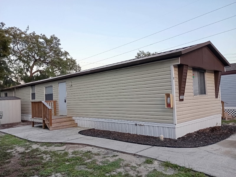 Primary Photo - 14006 Bluegill Ln