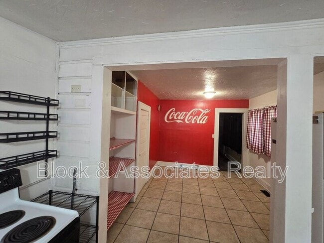 Building Photo - 3107 Archdale Rd