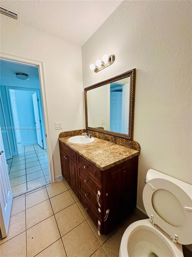 Foto del edificio - 9433 SW 174th St