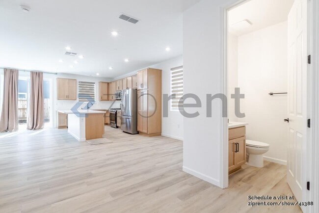 Building Photo - 4013 Trento Wy