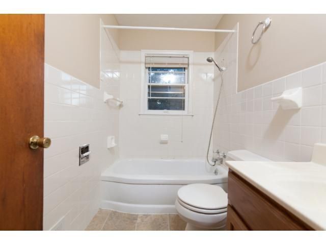 Foto del edificio - 8490 Monroe St NE