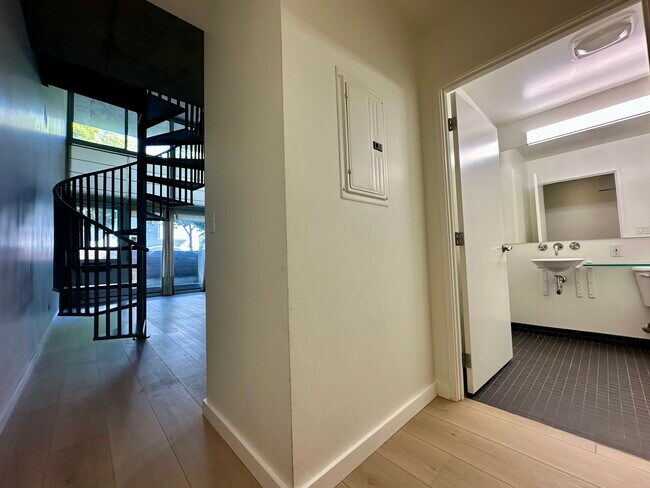 Foto del edificio - 855 Folsom St
