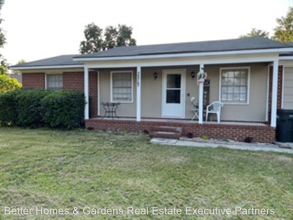 Primary Photo - 4 br, 1.5 bath House - 3217 KEVIN DRIVE
